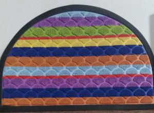 ALFOMBRA DE ENTRADA A RAYAS SEMICIRCULAR (9-8)(pfw)