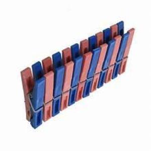 PALILLO COLGAR ROPA PLÁSTICO 12 UNI